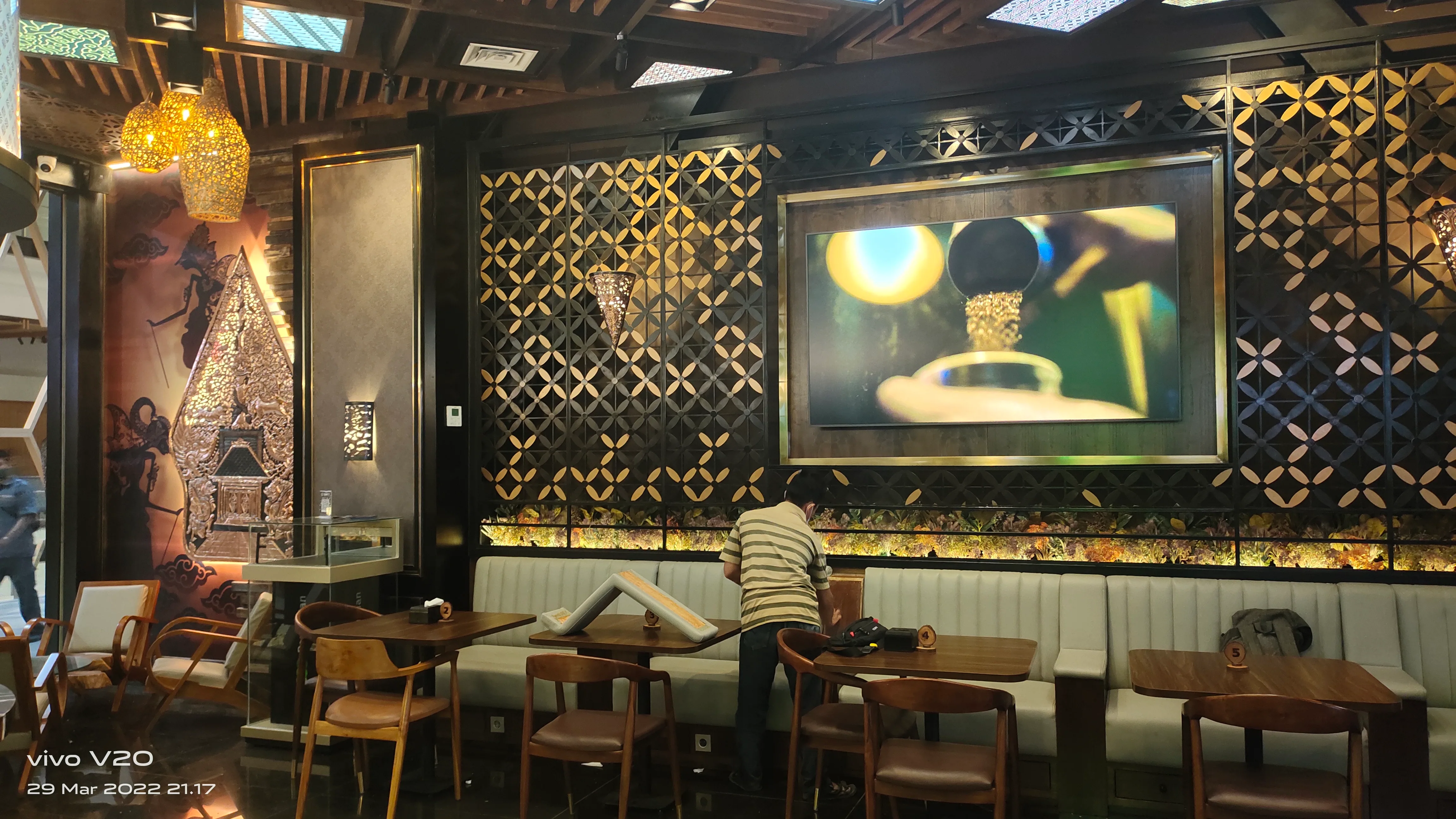 Coffee and Gold Sarinah gallery