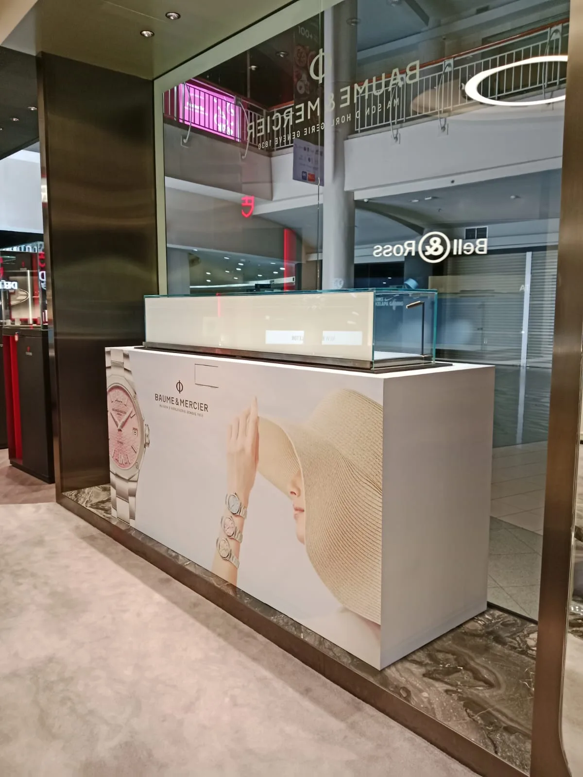 Exhibition in Mall gallery
