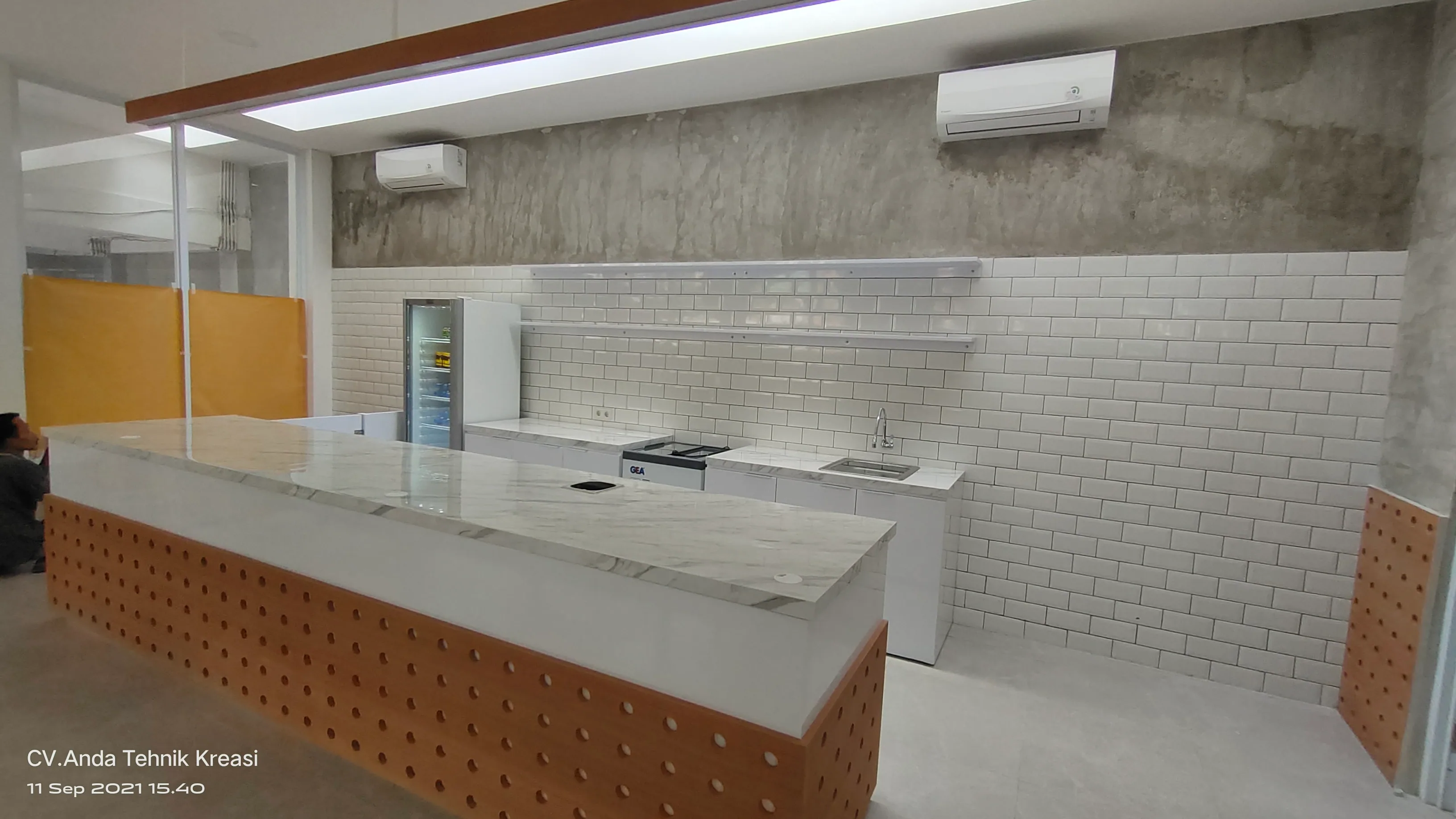 Pak Iwan Bekasi gallery