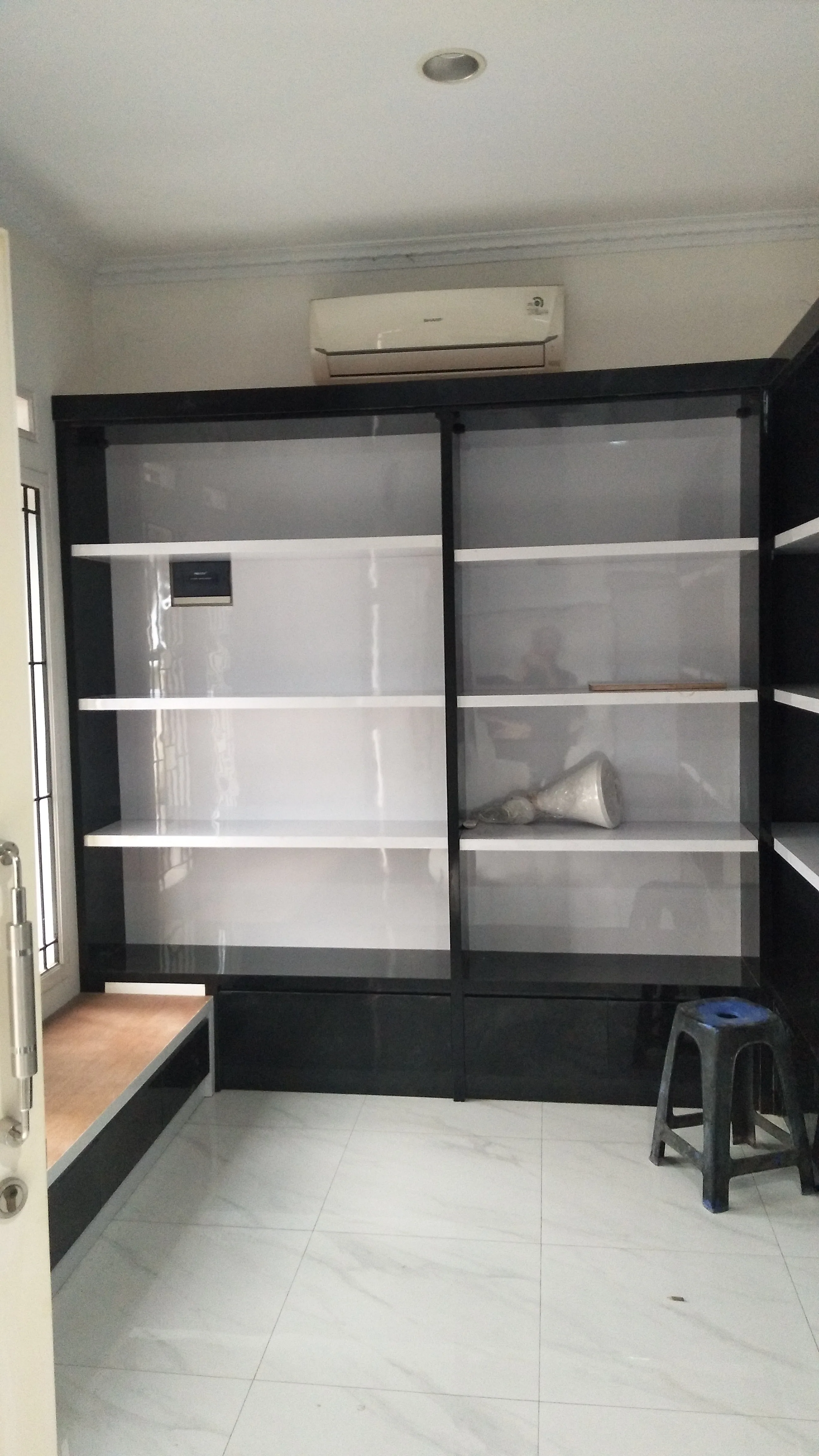 Perpustakaan Mini Pak Agus Cikarang gallery
